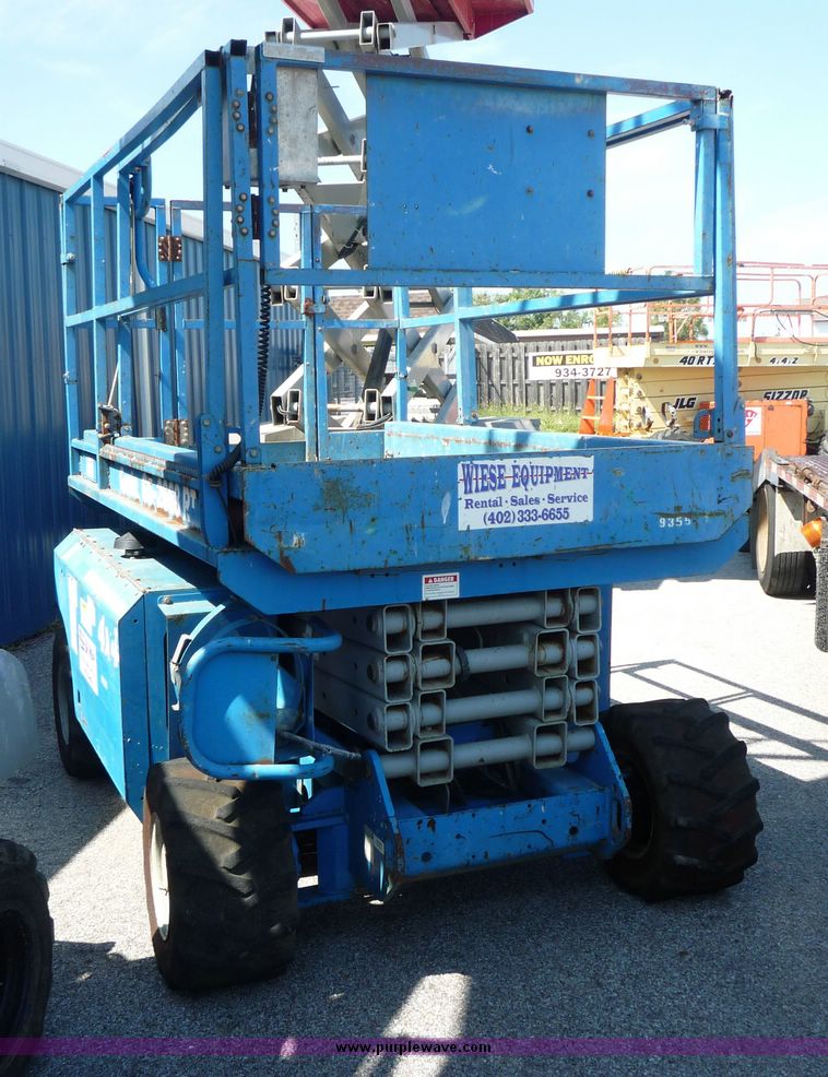 image for item 5070 Genie GS-2668-RT scissor lift