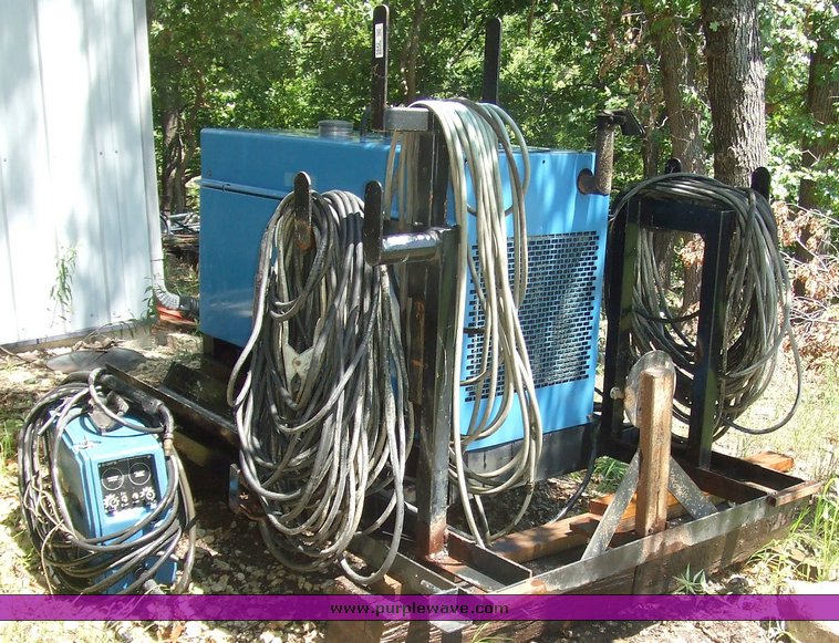 image for item 5842 Miller Big 30 portable diesel welder