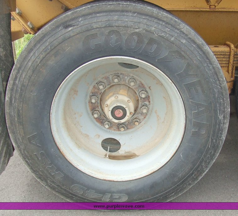image for item 5845 1995 Load King 2060-40-2 bottom dump trailer