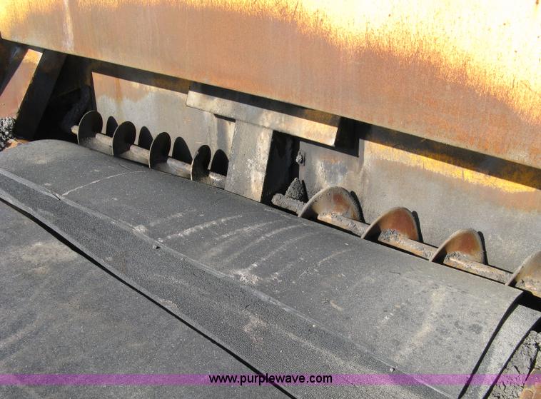 image for item 6896 LeeBoy L7000 ST asphalt paver