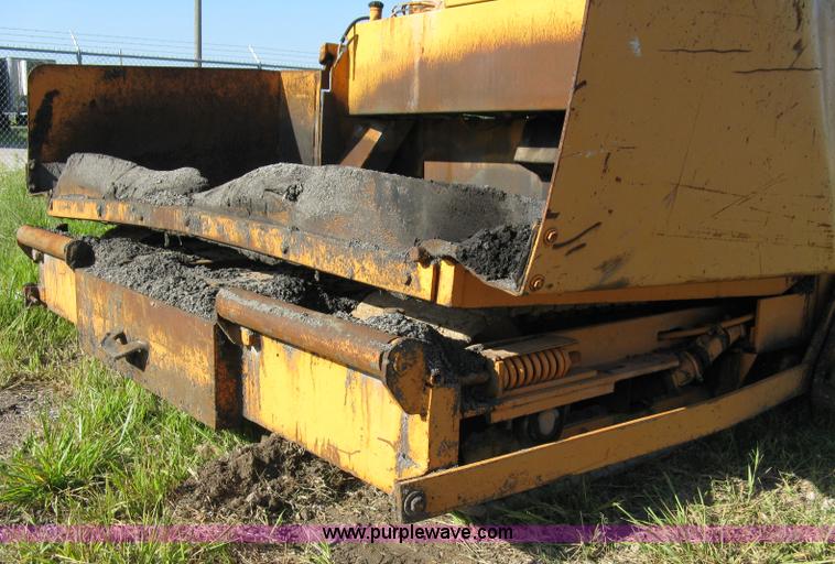 image for item 6896 LeeBoy L7000 ST asphalt paver