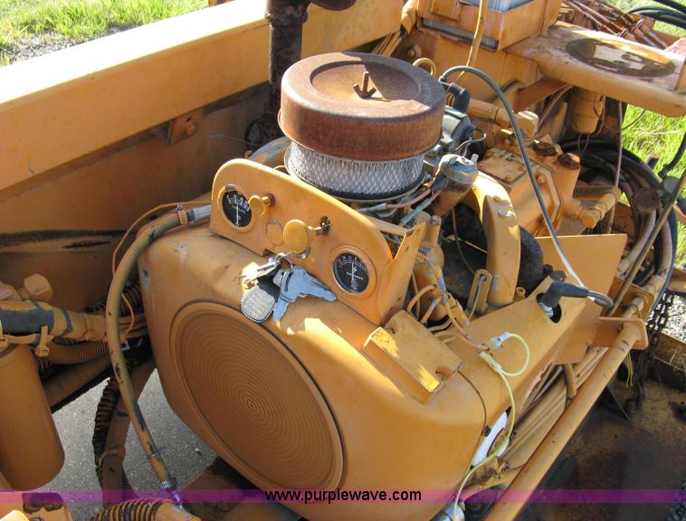 image for item 6896 LeeBoy L7000 ST asphalt paver