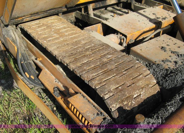 image for item 6896 LeeBoy L7000 ST asphalt paver