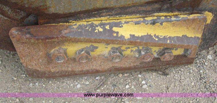 image for item 8589 Caterpillar 627B motor scraper