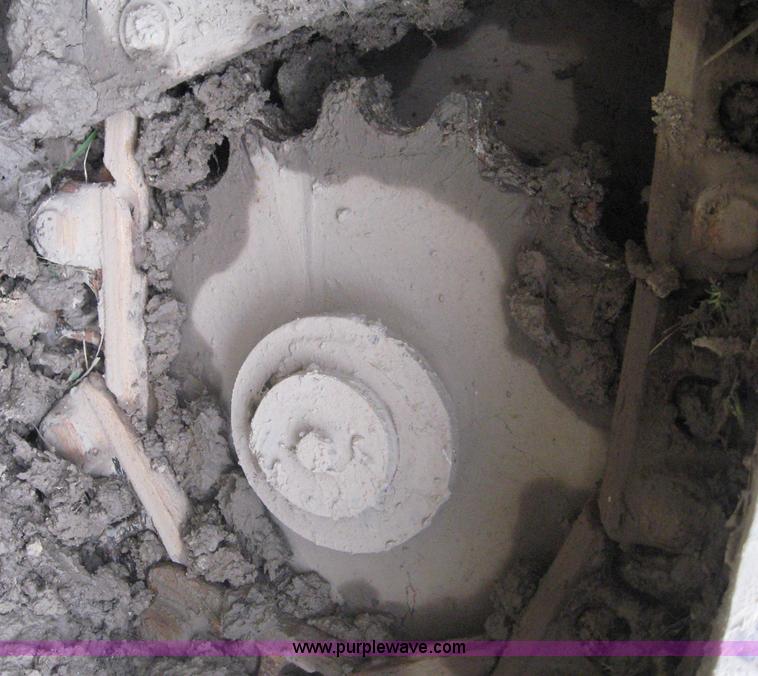 image for item 8590 Vermeer T-800 trencher