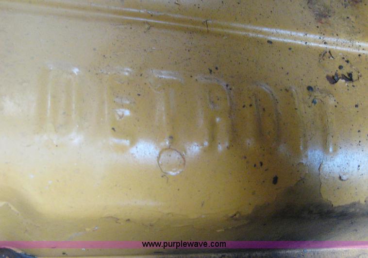 image for item 8590 Vermeer T-800 trencher