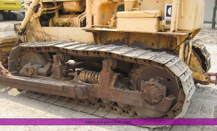image for item 8632 Caterpillar D6C track dozer