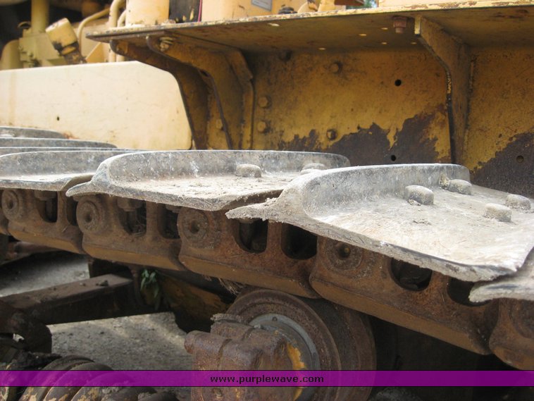 image for item 8632 Caterpillar D6C track dozer