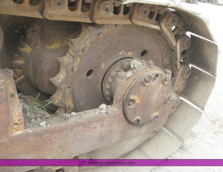 image for item 8632 Caterpillar D6C track dozer
