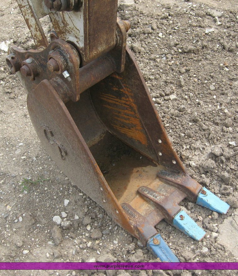 image for item 8633 Takeuchi TB035 mini track excavator