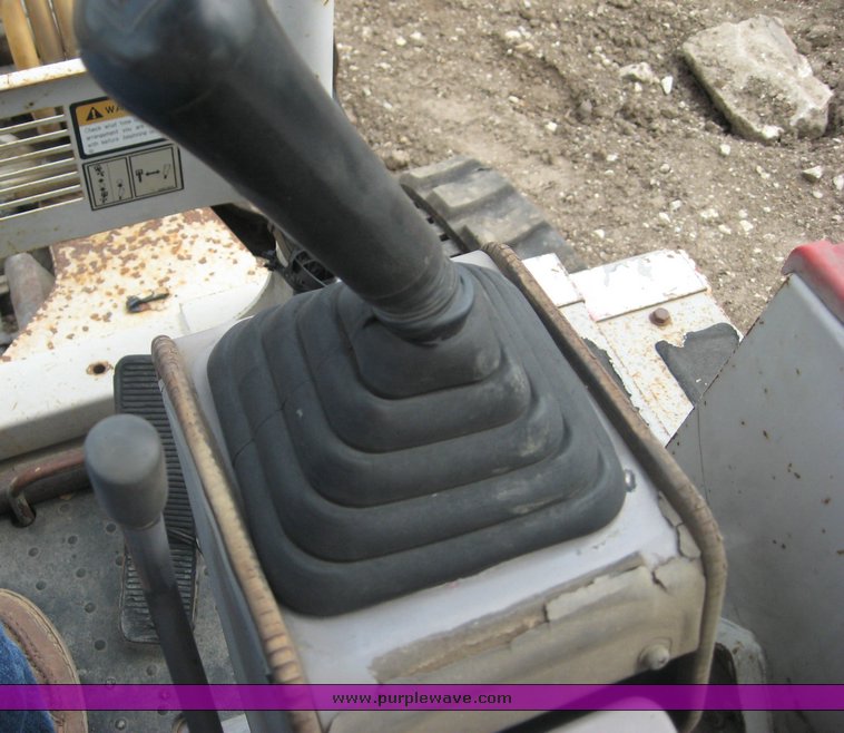 image for item 8633 Takeuchi TB035 mini track excavator