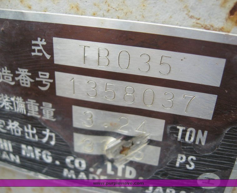 image for item 8633 Takeuchi TB035 mini track excavator