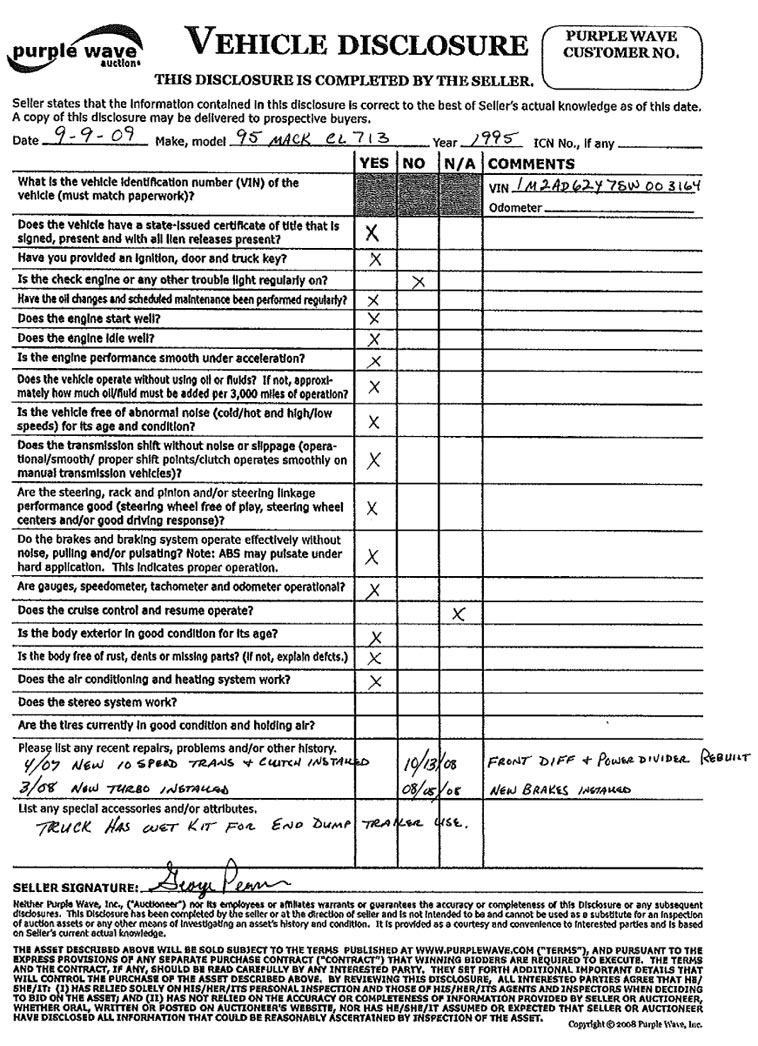 image for item 3445 1995 Mack CL713