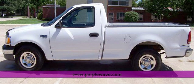 image for item 1200 2002 Ford F150 pickup truck