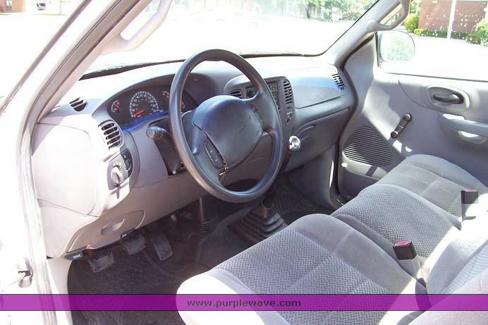 image for item 1200 2002 Ford F150 pickup truck