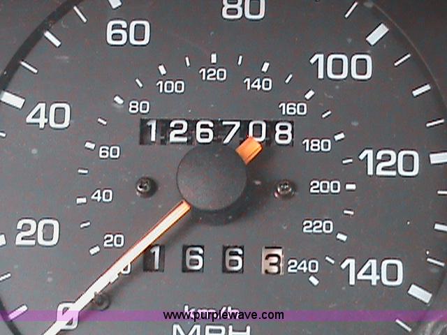 image for item 1500 1997 Mazda 626 LX