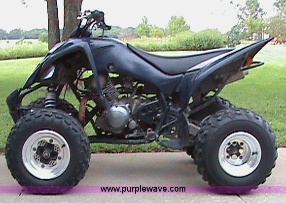 image for item 1502 2006 Yamaha YFM350 four-wheel ATV