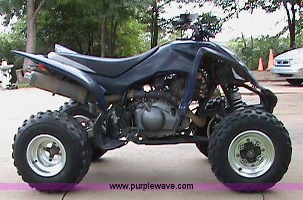 image for item 1502 2006 Yamaha YFM350 four-wheel ATV