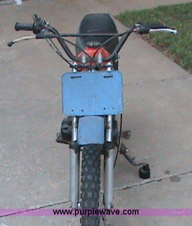 image for item 1504 1981 Kawasaki 80cc dirt bike