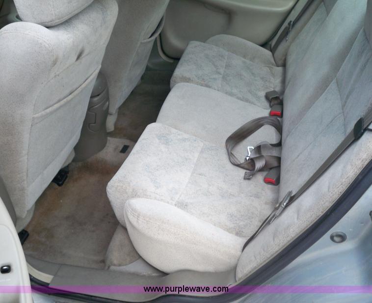 image for item 3440 1999 Oldsmobile Alero GL