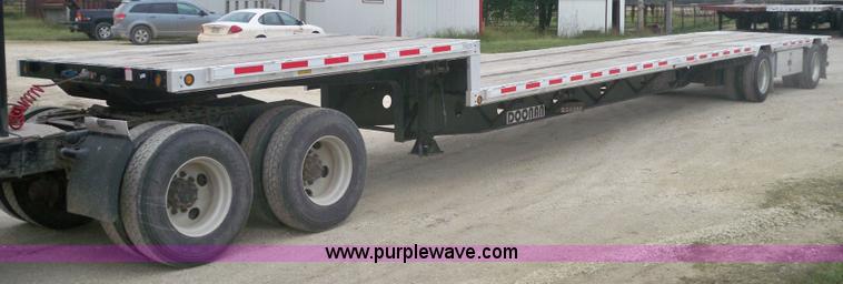 image for item 6949 2007 Doonan 53'L x 102"W steel-aluminum combo spread axle step-deck trailer