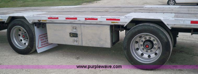 image for item 6949 2007 Doonan 53'L x 102"W steel-aluminum combo spread axle step-deck trailer