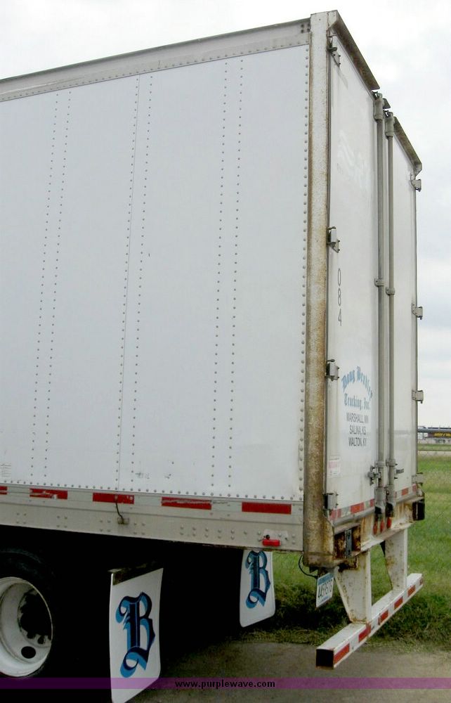 image for item 8066 1997 Trailmobile 53' dry van trailer