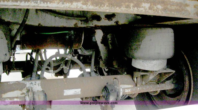 image for item 8067 1998 Trailmobile 53' dry van trailer