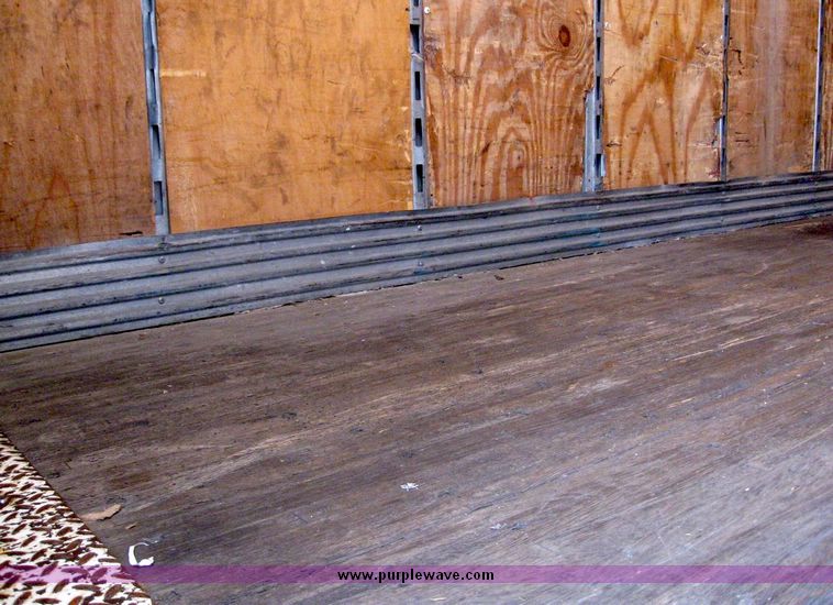 image for item 8068 1999 Wabash 53' dry van trailer