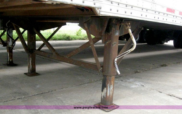 image for item 8068 1999 Wabash 53' dry van trailer