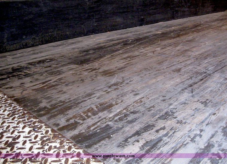 image for item 8069 1999 Wabash 53' dry van trailer