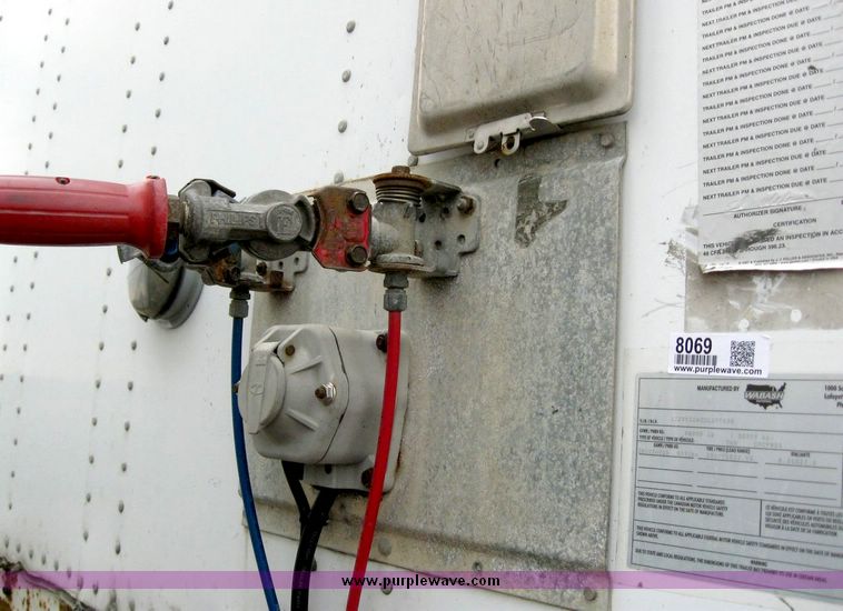 image for item 8069 1999 Wabash 53' dry van trailer