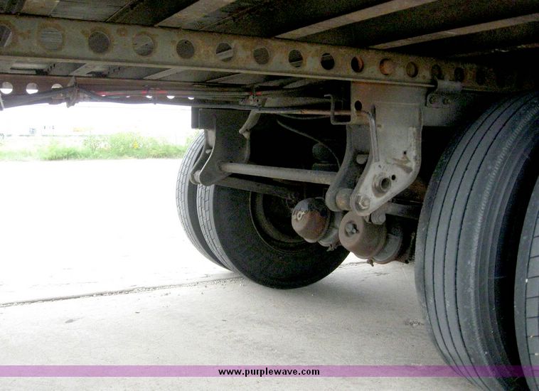 image for item 8071 1999 Wabash 53' dry van trailer