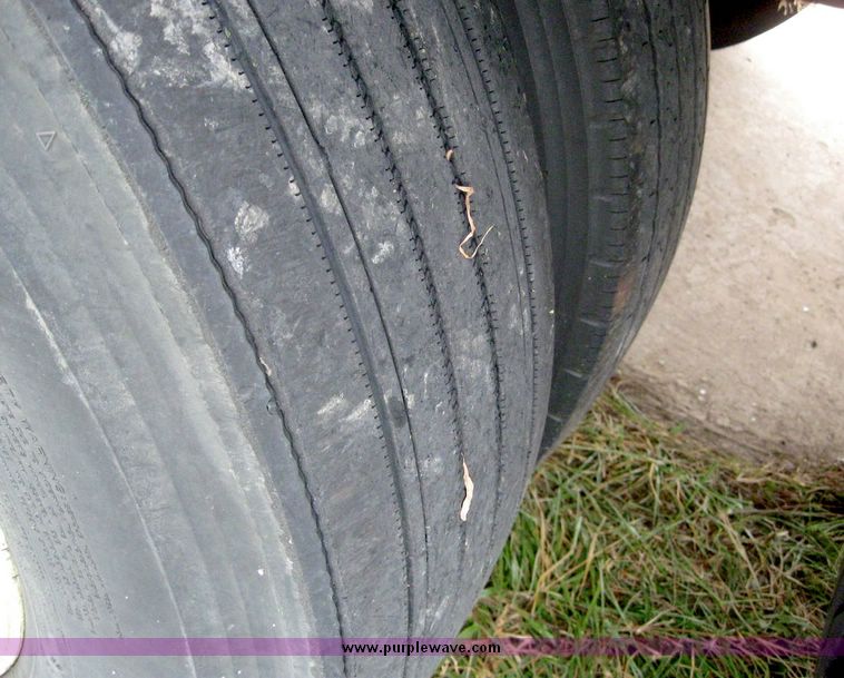 image for item 8073 2000 Trailmobile 53' dry van trailer