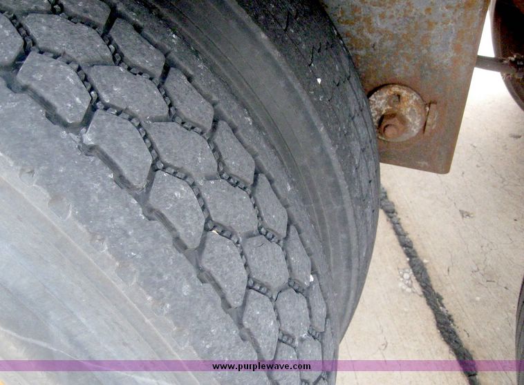 image for item 8074 2000 Trailmobile 53' dry van trailer