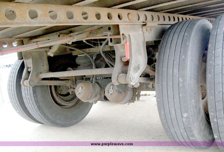 image for item 8075 1999 Wabash 53' dry van trailer