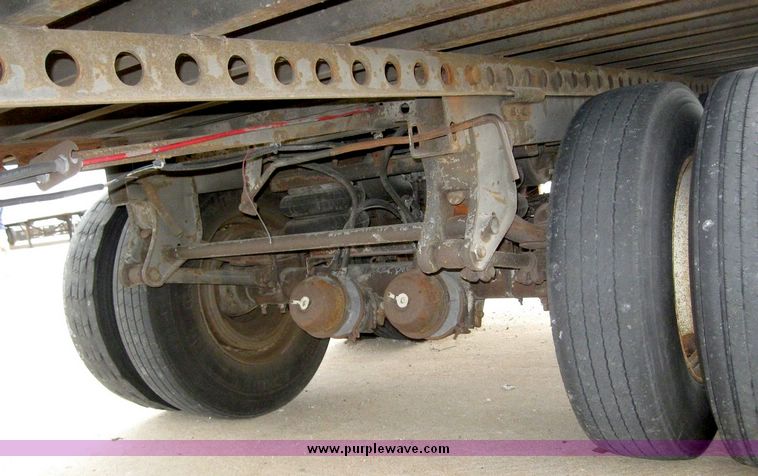 image for item 8076 1999 Wabash 53' dry van trailer