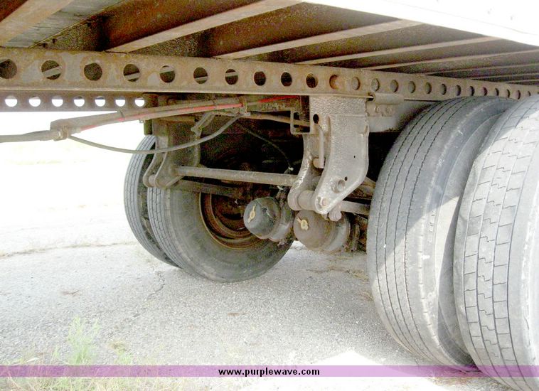 image for item 8077 1999 Wabash 53' dry van trailer