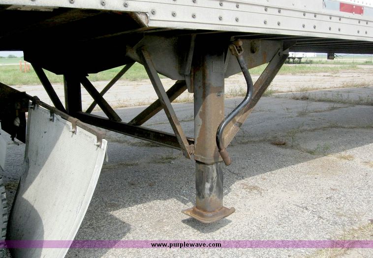 image for item 8077 1999 Wabash 53' dry van trailer