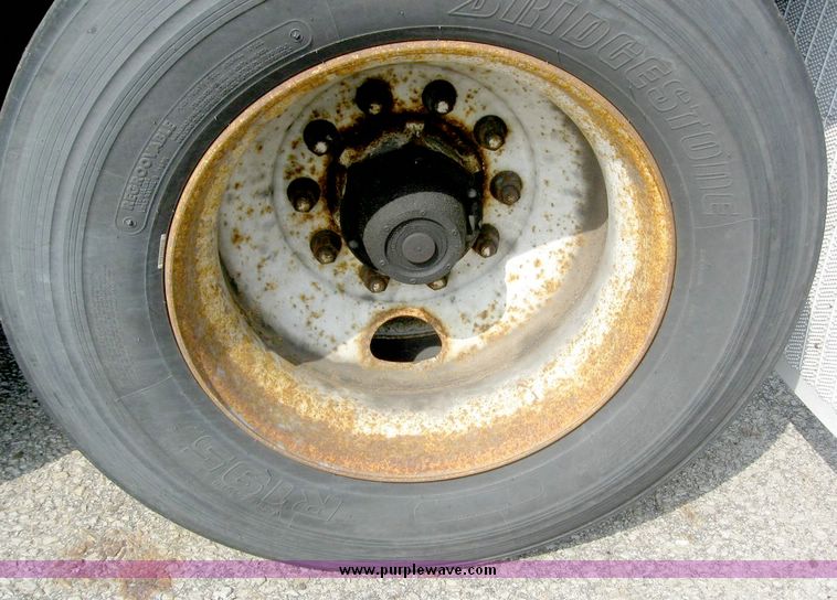 image for item 8079 1999 Wabash 53' dry van trailer