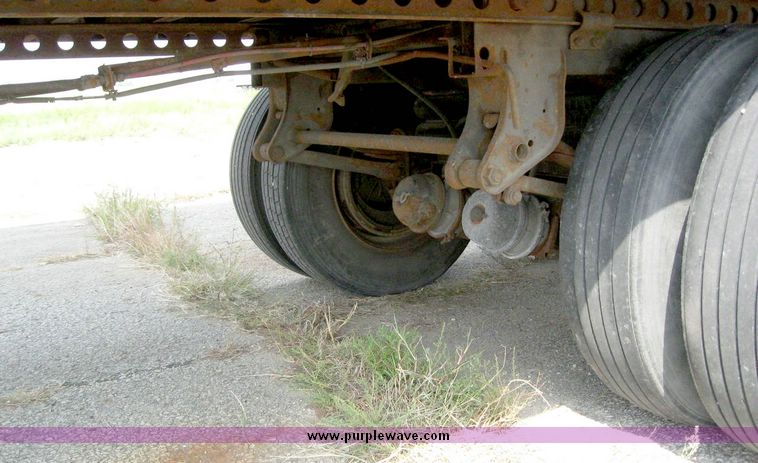 image for item 8079 1999 Wabash 53' dry van trailer