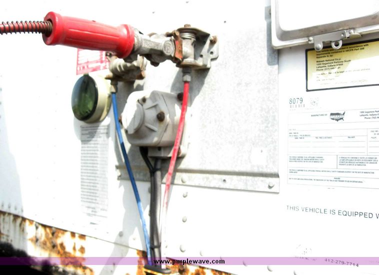 image for item 8079 1999 Wabash 53' dry van trailer