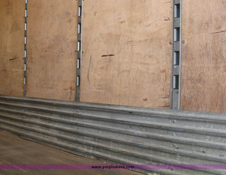 image for item 8080 2000 Trailmobile 53' dry van trailer