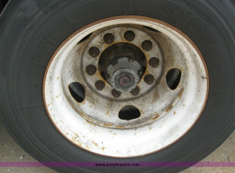 image for item 8080 2000 Trailmobile 53' dry van trailer