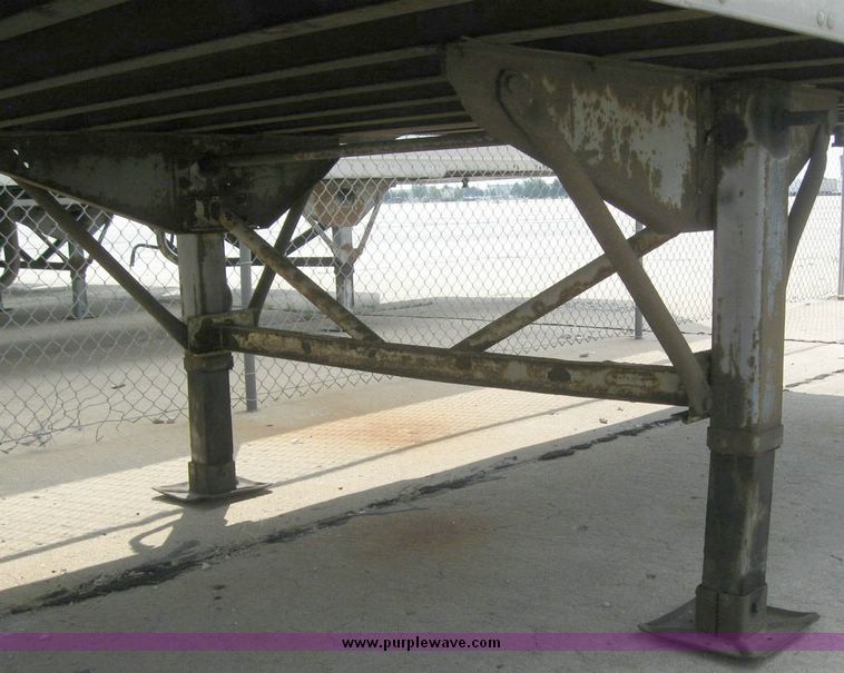 image for item 8080 2000 Trailmobile 53' dry van trailer