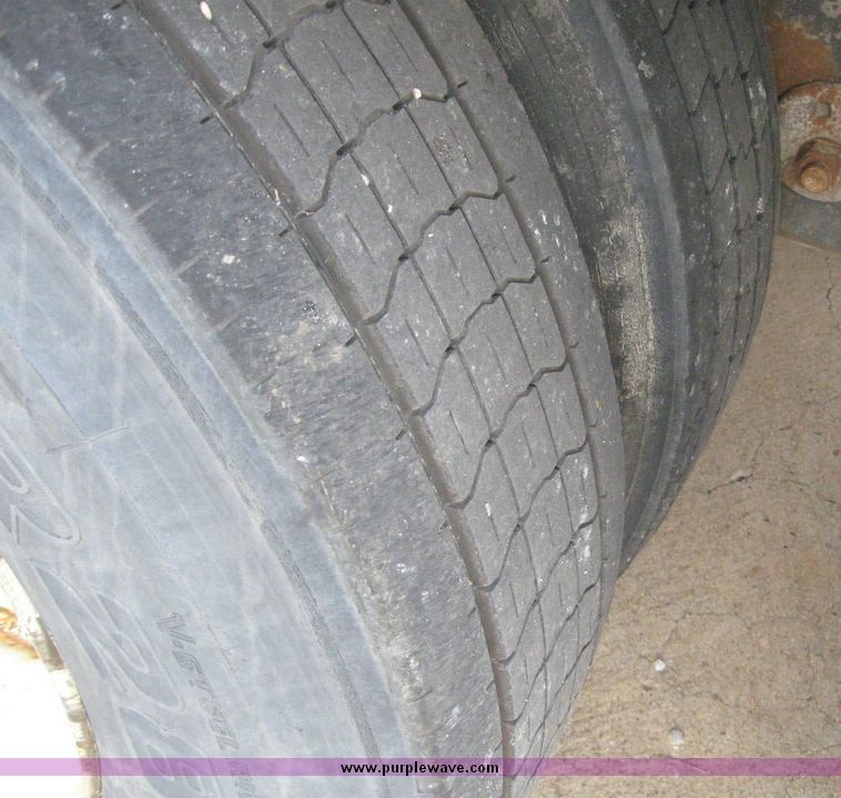 image for item 8081 2000 Trailmobile 53' dry van trailer