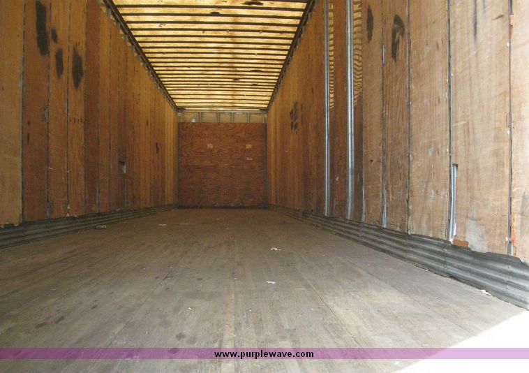 image for item 8082 1999 Wabash 53' dry van trailer