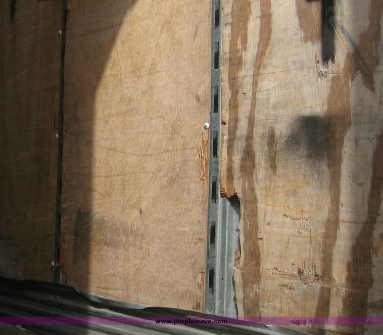 image for item 8082 1999 Wabash 53' dry van trailer