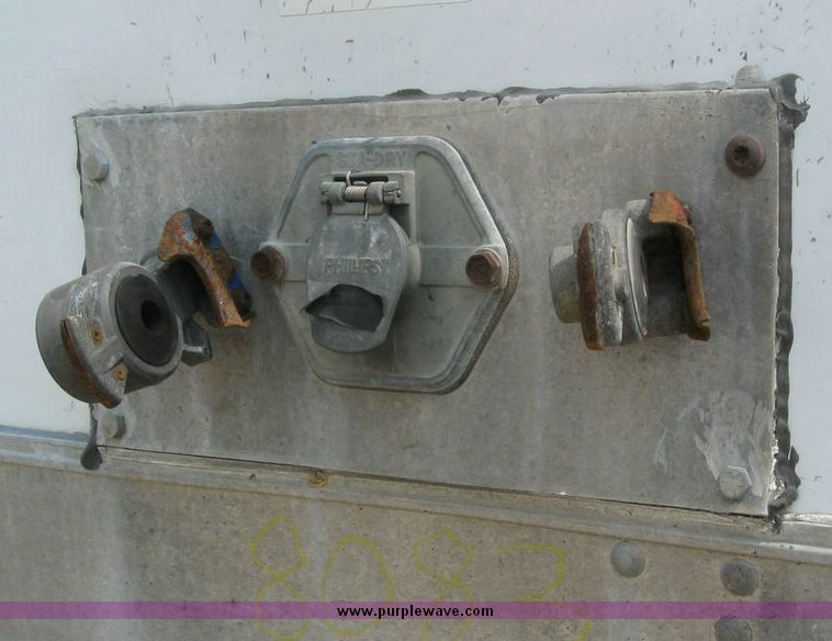 image for item 8083 2000 Trailmobile 53' dry van trailer