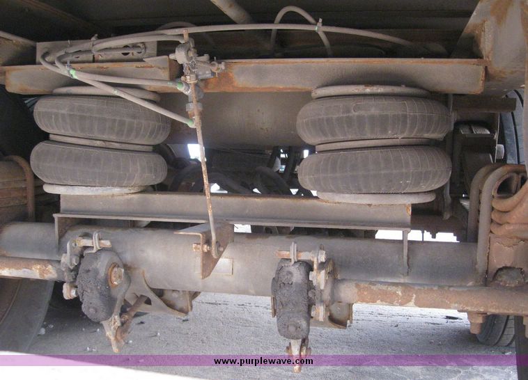 image for item 8085 1999 Wabash 53' dry van trailer